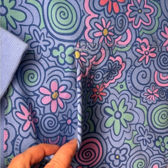 ⭐️LIFE IS GOOD Women’s Flower Doodle Pattern Hoodie - Cornflower - Picture 6 of 7